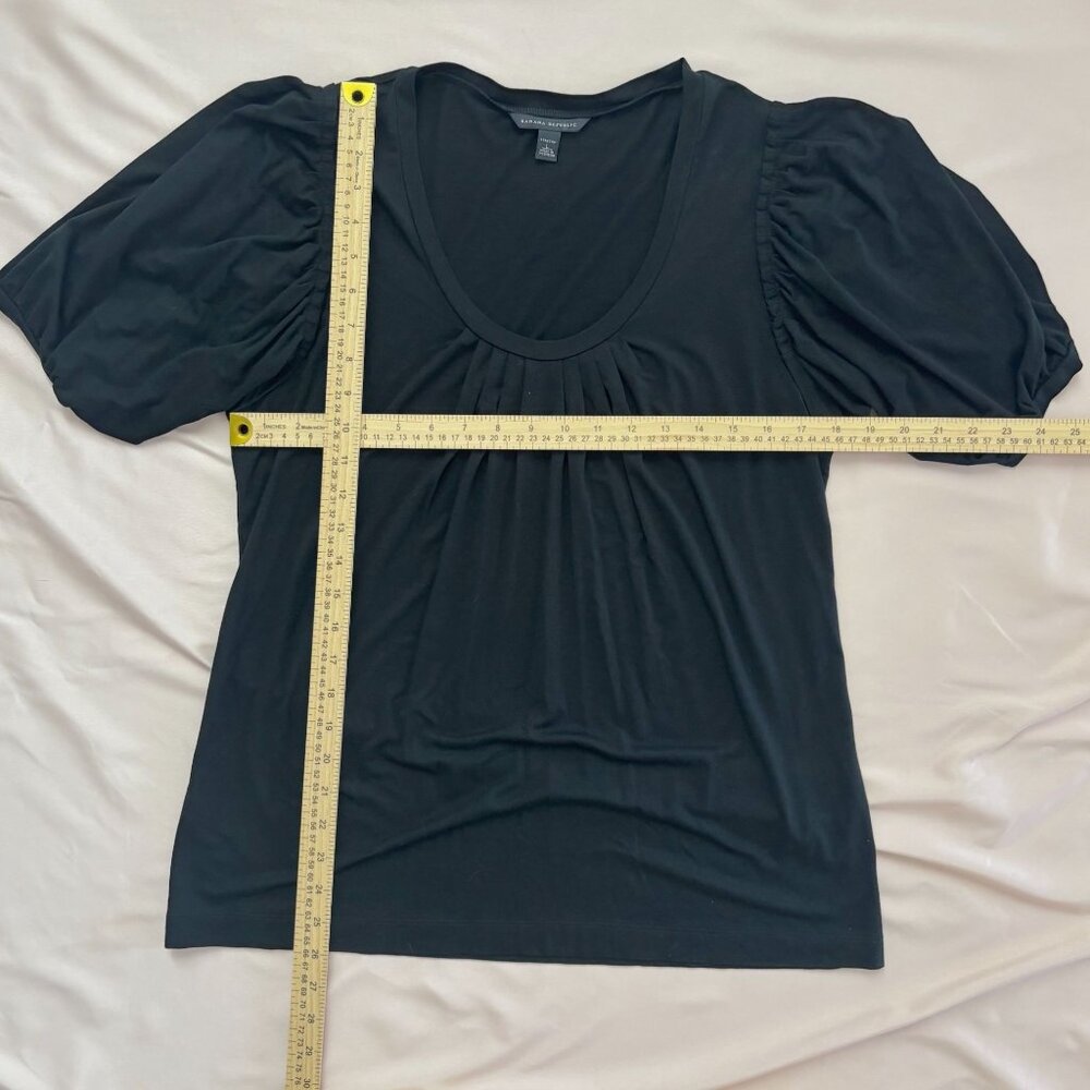 Banana Republic Stretch Top with Puff‎ Sleeves - Black - Size L - Picture 3 of 9